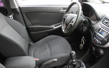 Hyundai Solaris II рестайлинг, 2015 год, 667 000 рублей, 14 фотография