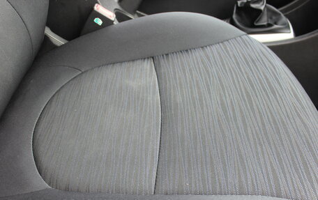 Hyundai Solaris II рестайлинг, 2015 год, 667 000 рублей, 15 фотография