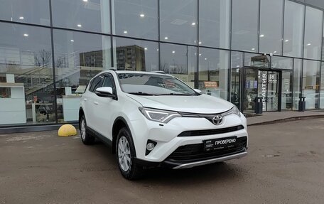 Toyota RAV4, 2018 год, 2 329 800 рублей, 3 фотография