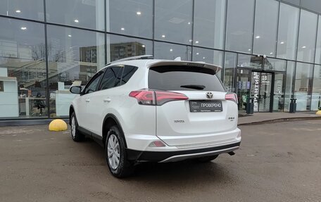 Toyota RAV4, 2018 год, 2 329 800 рублей, 8 фотография