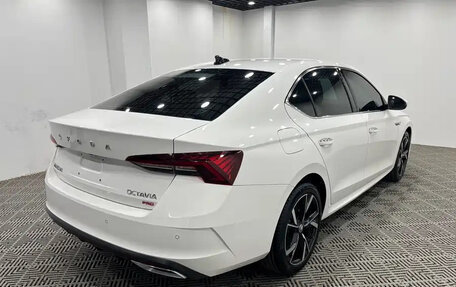 Skoda Octavia IV, 2021 год, 1 500 000 рублей, 4 фотография