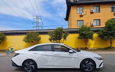 Hyundai Elantra, 2023 год, 1 420 000 рублей, 4 фотография