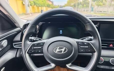 Hyundai Elantra, 2023 год, 1 420 000 рублей, 13 фотография