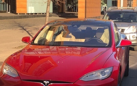 Tesla Model S I, 2014 год, 3 000 000 рублей, 2 фотография