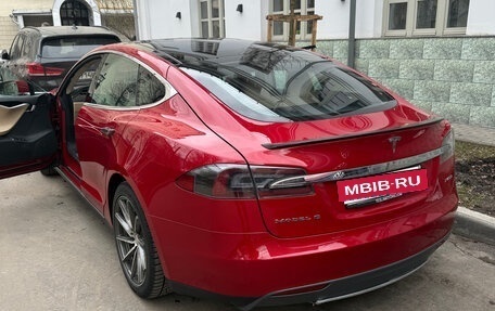Tesla Model S I, 2014 год, 3 000 000 рублей, 4 фотография