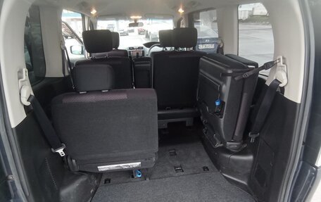 Nissan Serena IV, 2011 год, 1 370 000 рублей, 10 фотография