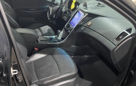 Hyundai Sonata VI, 2011 год, 950 000 рублей, 14 фотография