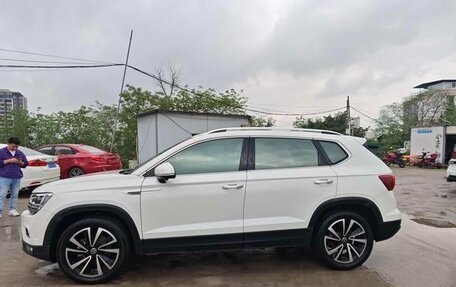 Volkswagen Tharu, 2023 год, 1 700 000 рублей, 6 фотография