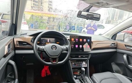 Volkswagen Tharu, 2023 год, 1 700 000 рублей, 9 фотография