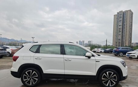 Volkswagen Tharu, 2023 год, 1 700 000 рублей, 4 фотография