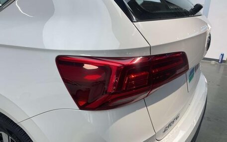 Volkswagen Tharu, 2021 год, 1 400 000 рублей, 8 фотография