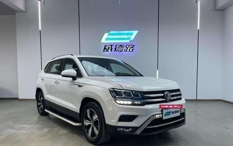 Volkswagen Tharu, 2021 год, 1 400 000 рублей, 4 фотография