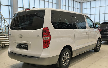 Hyundai H-1 II рестайлинг, 2021 год, 3 550 000 рублей, 5 фотография