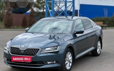 Skoda Superb III рестайлинг, 2016 год, 1 950 000 рублей, 3 фотография