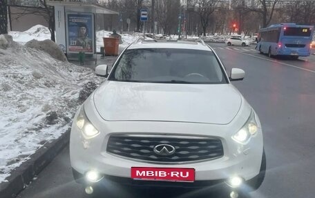 Infiniti FX II, 2011 год, 1 600 000 рублей, 1 фотография
