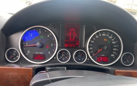 Volkswagen Touareg III, 2007 год, 850 000 рублей, 10 фотография