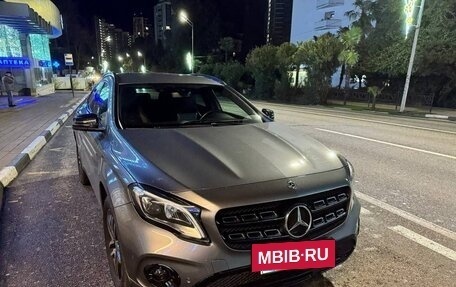 Mercedes-Benz GLA, 2019 год, 3 000 000 рублей, 2 фотография