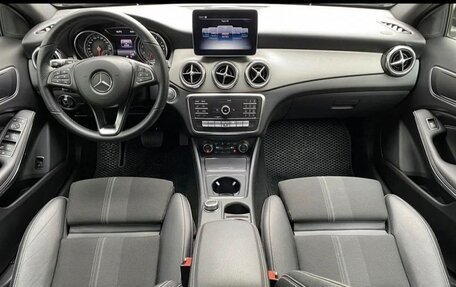 Mercedes-Benz GLA, 2019 год, 3 000 000 рублей, 7 фотография