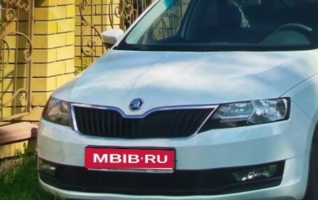 Skoda Rapid I, 2017 год, 895 000 рублей, 7 фотография