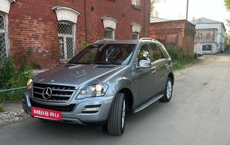 Mercedes-Benz M-Класс, 2011 год, 1 800 000 рублей, 6 фотография