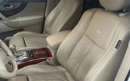 Infiniti FX II, 2011 год, 1 600 000 рублей, 15 фотография