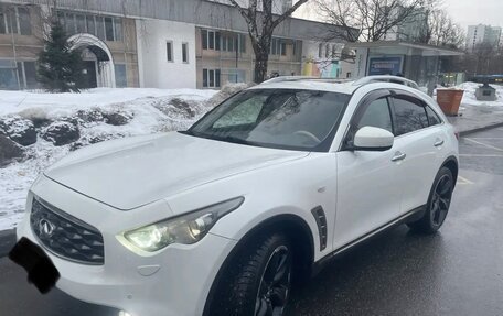 Infiniti FX II, 2011 год, 1 600 000 рублей, 16 фотография