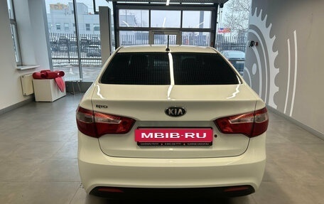 KIA Rio III рестайлинг, 2013 год, 760 000 рублей, 4 фотография