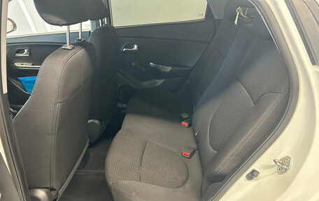 KIA Rio III рестайлинг, 2013 год, 760 000 рублей, 10 фотография