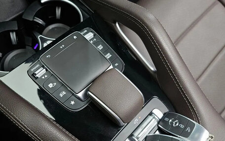 Mercedes-Benz GLE, 2022 год, 6 300 000 рублей, 14 фотография