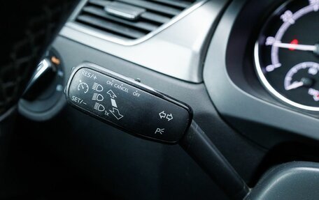 Skoda Rapid I, 2018 год, 1 210 000 рублей, 15 фотография