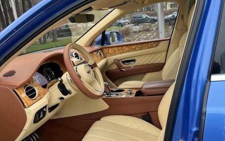 Bentley Bentayga I, 2016 год, 8 100 000 рублей, 13 фотография