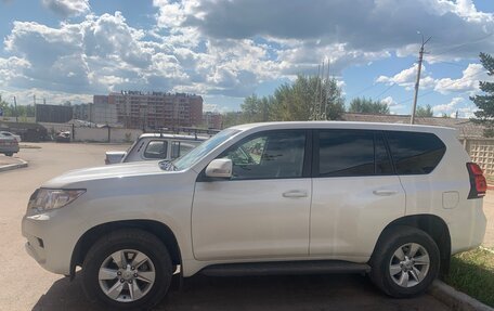 Toyota Land Cruiser Prado 150 рестайлинг 2, 2019 год, 4 500 000 рублей, 4 фотография