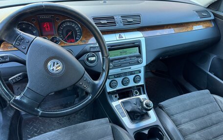 Volkswagen Passat B6, 2008 год, 440 000 рублей, 2 фотография