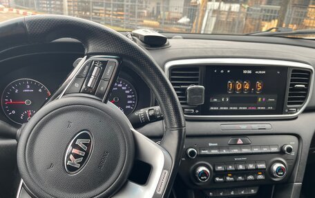 KIA Sportage IV рестайлинг, 2020 год, 2 380 000 рублей, 3 фотография