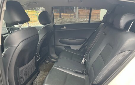 KIA Sportage IV рестайлинг, 2020 год, 2 380 000 рублей, 5 фотография