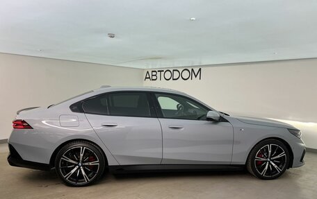 BMW 5 серия, 2024 год, 10 237 000 рублей, 6 фотография