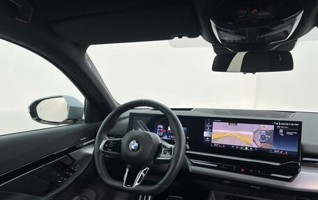 BMW 5 серия, 2024 год, 10 237 000 рублей, 12 фотография