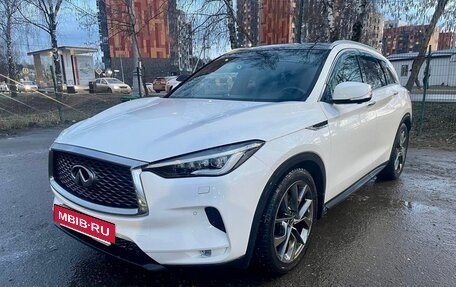 Infiniti QX50 II, 2018 год, 2 650 000 рублей, 3 фотография