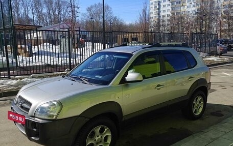 Hyundai Tucson III, 2005 год, 900 000 рублей, 4 фотография