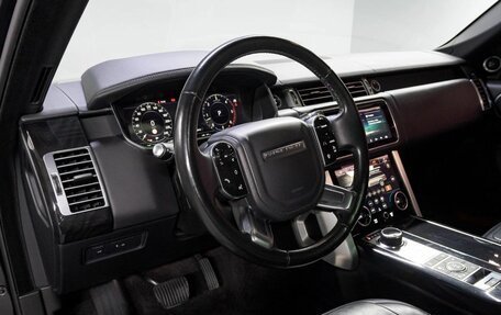 Land Rover Range Rover IV рестайлинг, 2019 год, 7 799 000 рублей, 9 фотография