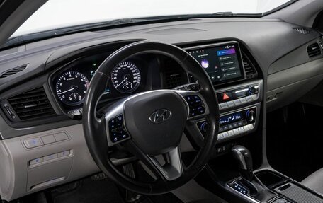 Hyundai Sonata VII, 2018 год, 2 099 000 рублей, 10 фотография