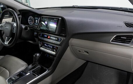 Hyundai Sonata VII, 2018 год, 2 099 000 рублей, 18 фотография