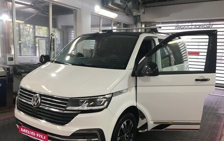 Volkswagen Multivan T6 рестайлинг, 2020 год, 5 500 000 рублей, 12 фотография
