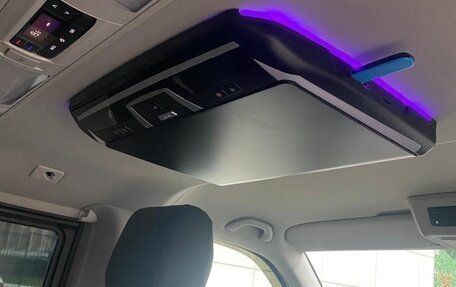 Volkswagen Multivan T6 рестайлинг, 2020 год, 5 500 000 рублей, 16 фотография