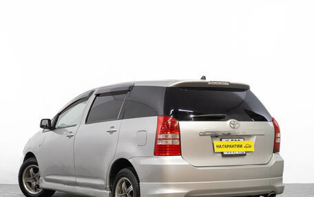 Toyota Wish II, 2003 год, 669 000 рублей, 7 фотография