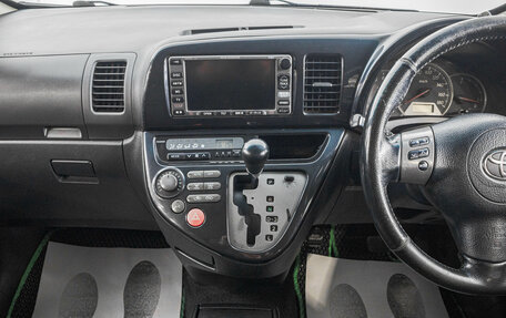 Toyota Wish II, 2003 год, 669 000 рублей, 16 фотография