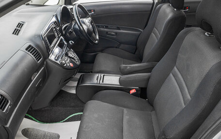 Toyota Wish II, 2003 год, 669 000 рублей, 19 фотография