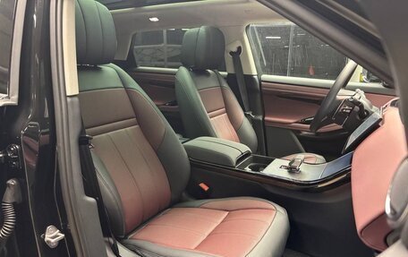 Land Rover Range Rover Evoque II, 2025 год, 5 990 000 рублей, 6 фотография