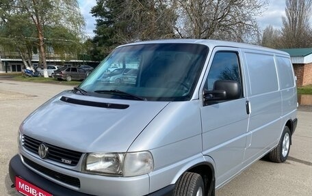 Volkswagen Transporter T4, 2002 год, 1 035 000 рублей, 1 фотография