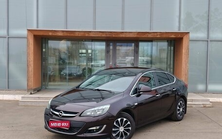 Opel Astra J, 2013 год, 840 000 рублей, 1 фотография